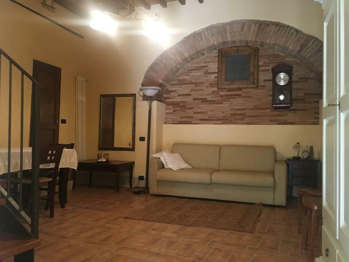 דירות קיאני Loft De' Riccardi מראה חיצוני תמונה
